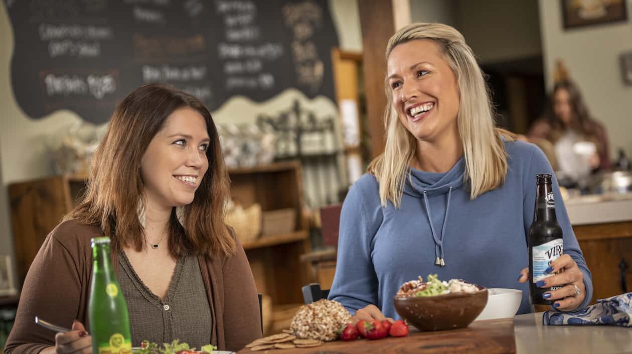 El Dorado Residents Eating